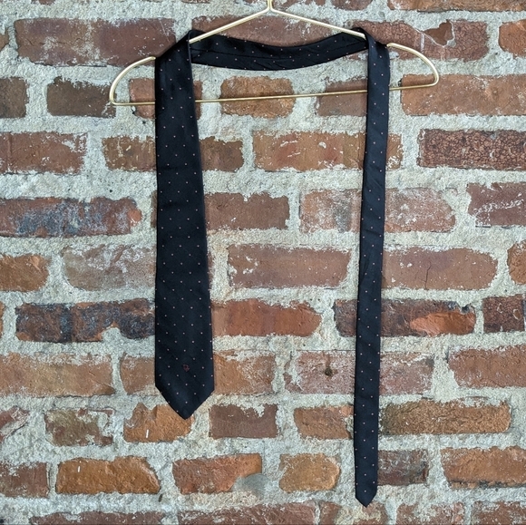 Christian Dior Black w/‎ Red & White Geometric Pattern Tie - Picture 2 of 6